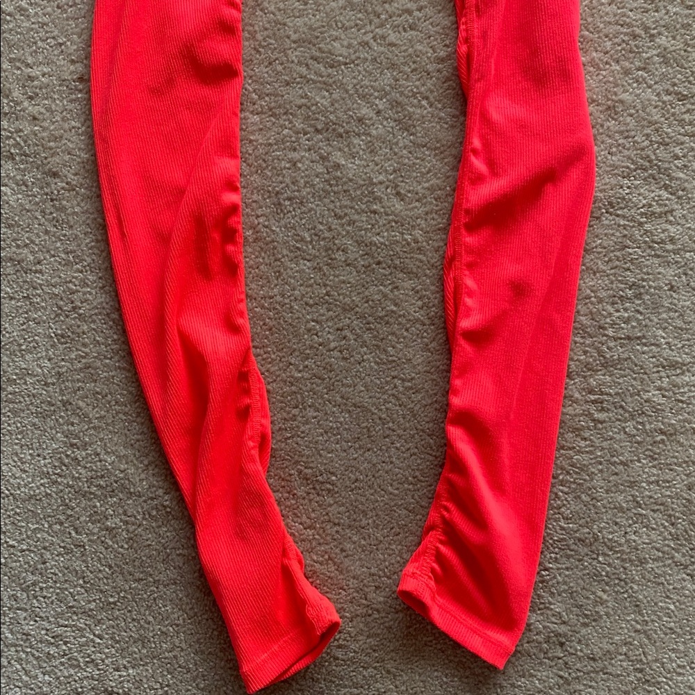 ALO brand orange yoga  leggings size large pocket inside - Picture 3 of 8
